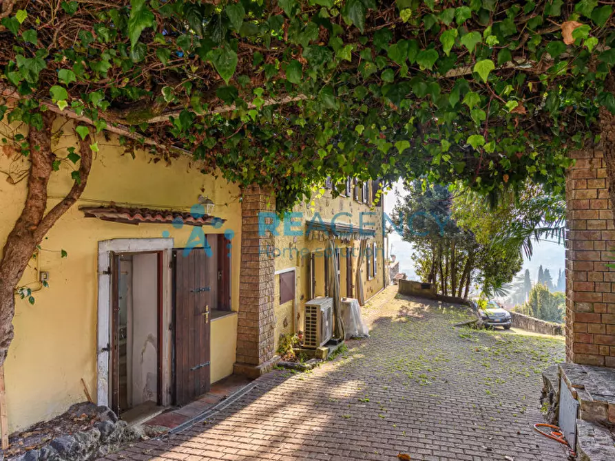 Immagine 6 di Casa indipendente in vendita  in via dalle ore a Trissino