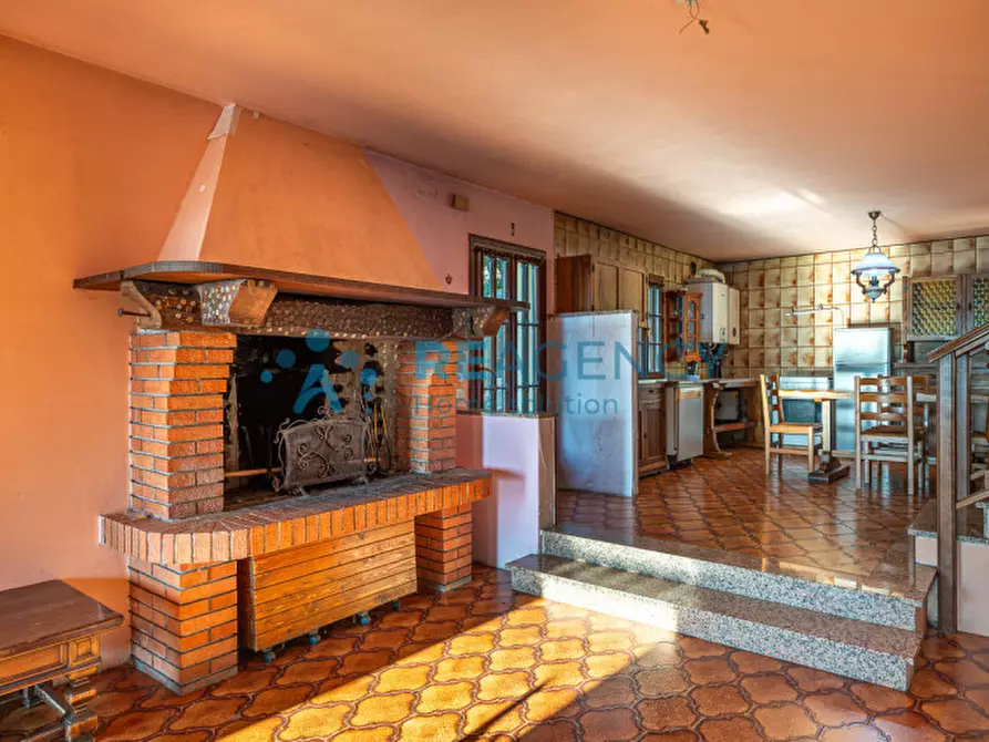 Immagine 7 di Casa indipendente in vendita  in via dalle ore a Trissino