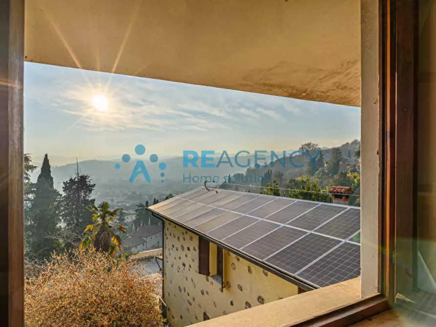 Immagine 9 di Casa indipendente in vendita  in via dalle ore a Trissino