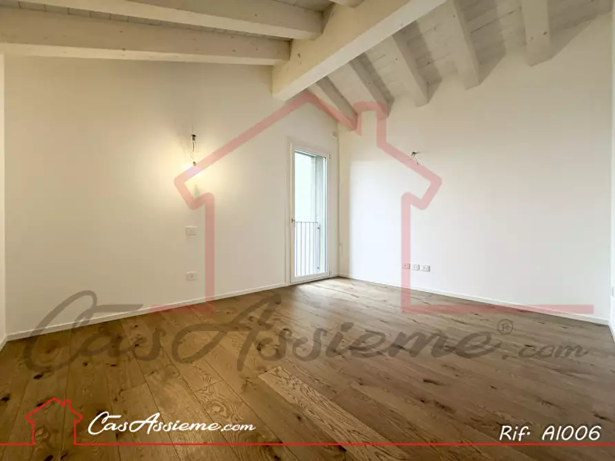 Immagine 10 di Attico in vendita  a San Martino Di Lupari