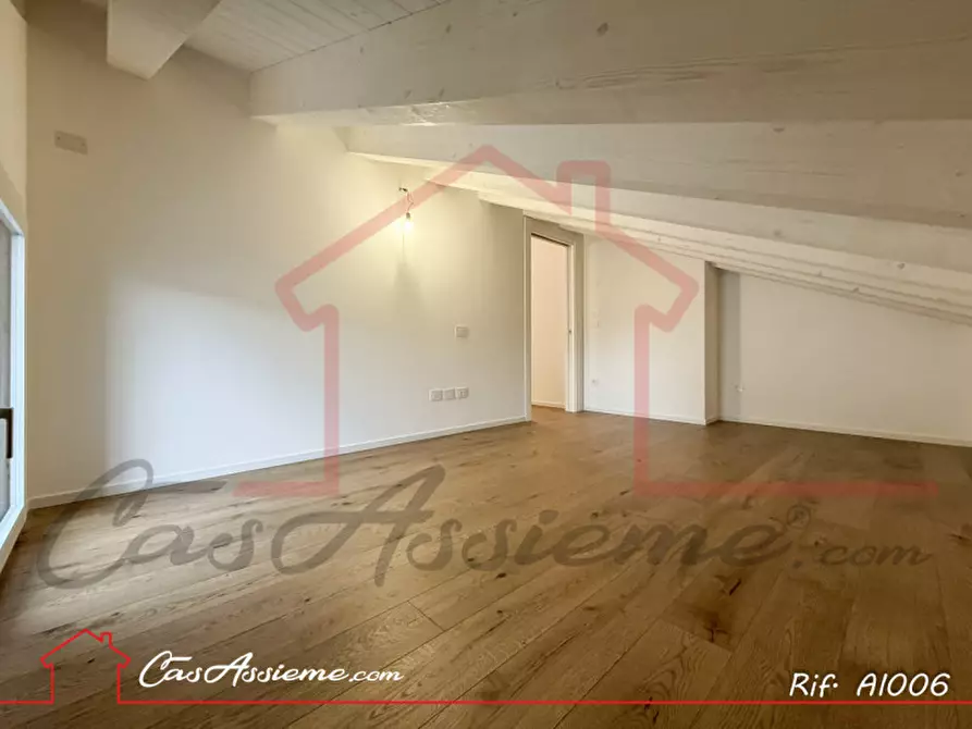 Immagine 27 di Attico in vendita  a San Martino Di Lupari