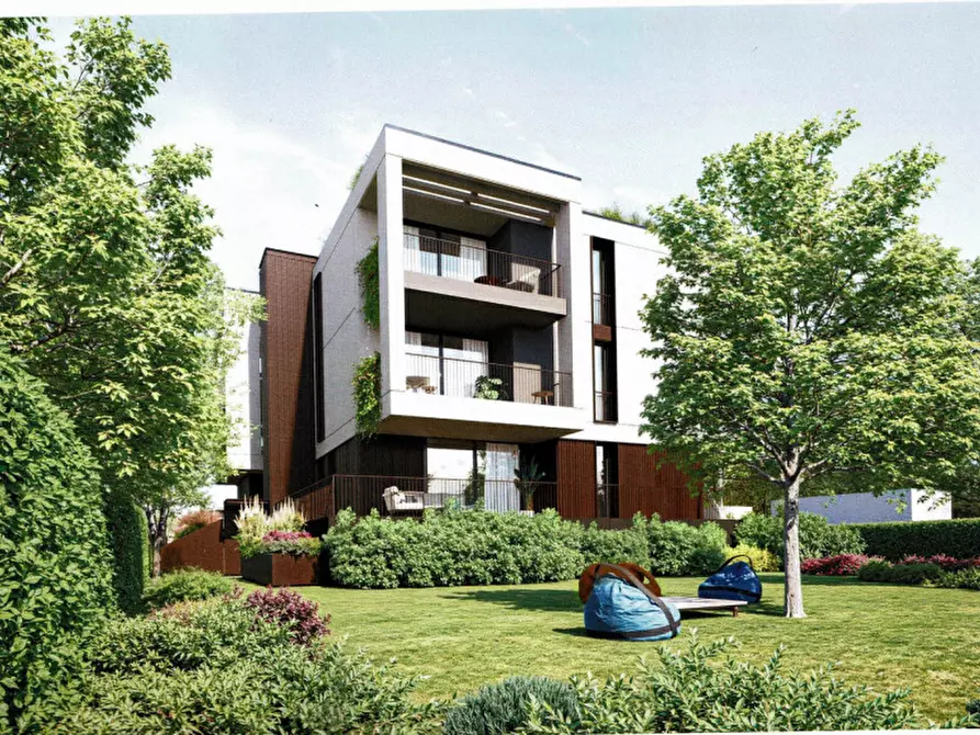 Immagine 1 di Appartamento in vendita  in via Piovegheto a Padova