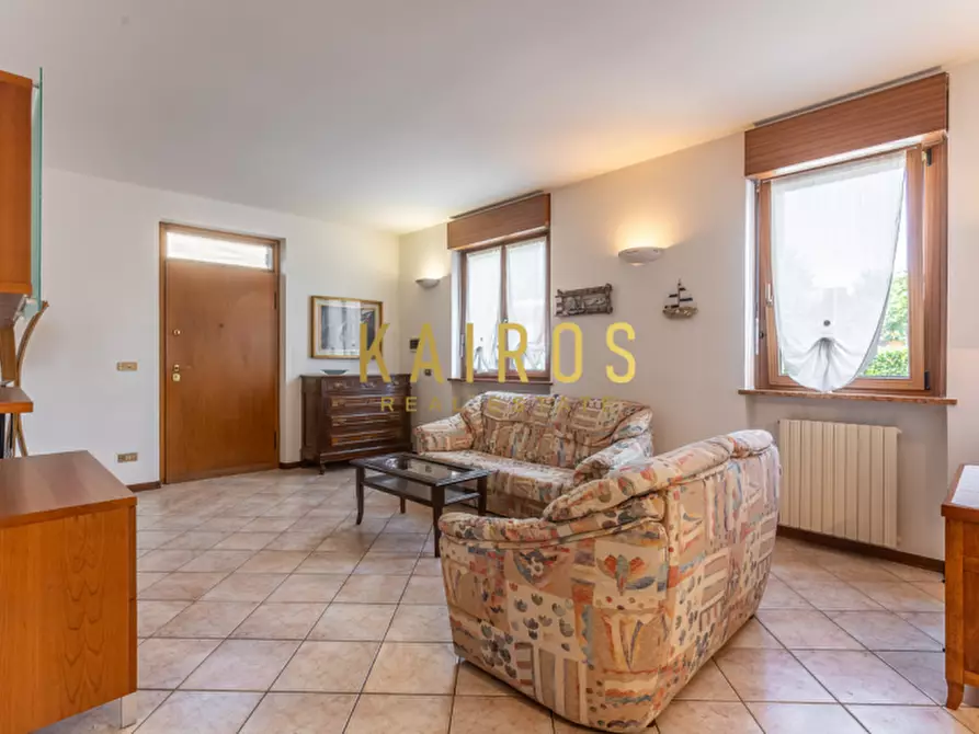 Immagine 1 di Appartamento in vendita  in Viale Vittorio Bachelet a Bussolengo