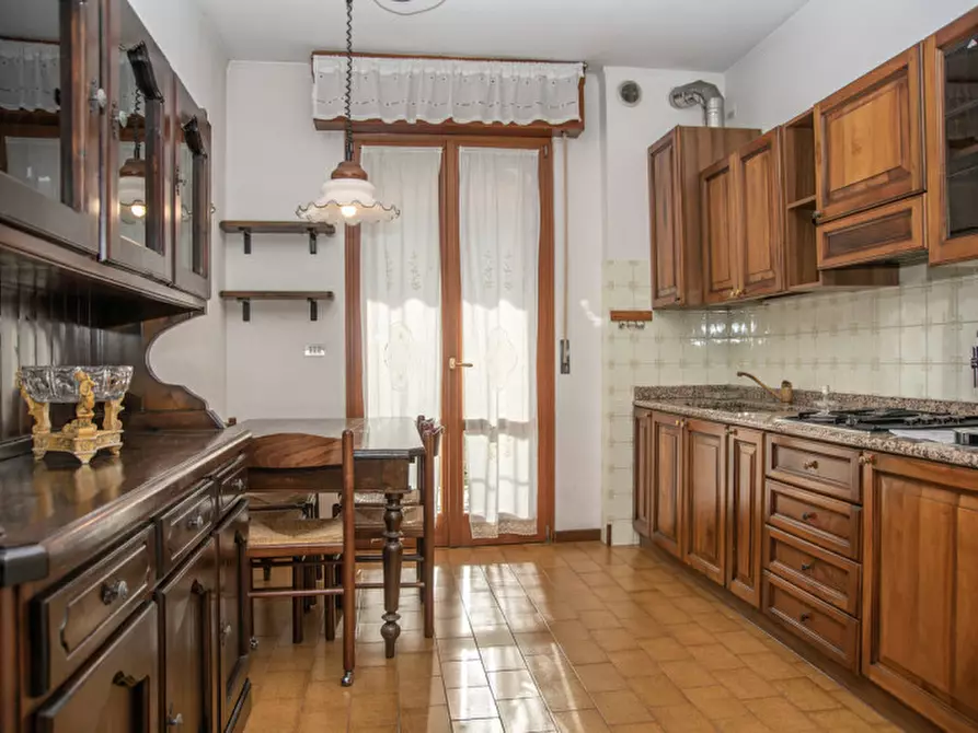 Immagine 13 di Appartamento in vendita  in Via Mario Zaldini a San Martino Buon Albergo