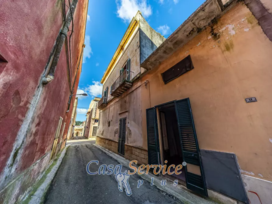 Immagine 17 di Palazzo in vendita  in Via Vittorio Emanuele a Supersano