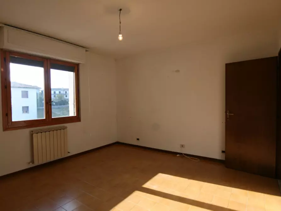 Immagine 9 di Appartamento in vendita  a Montepulciano