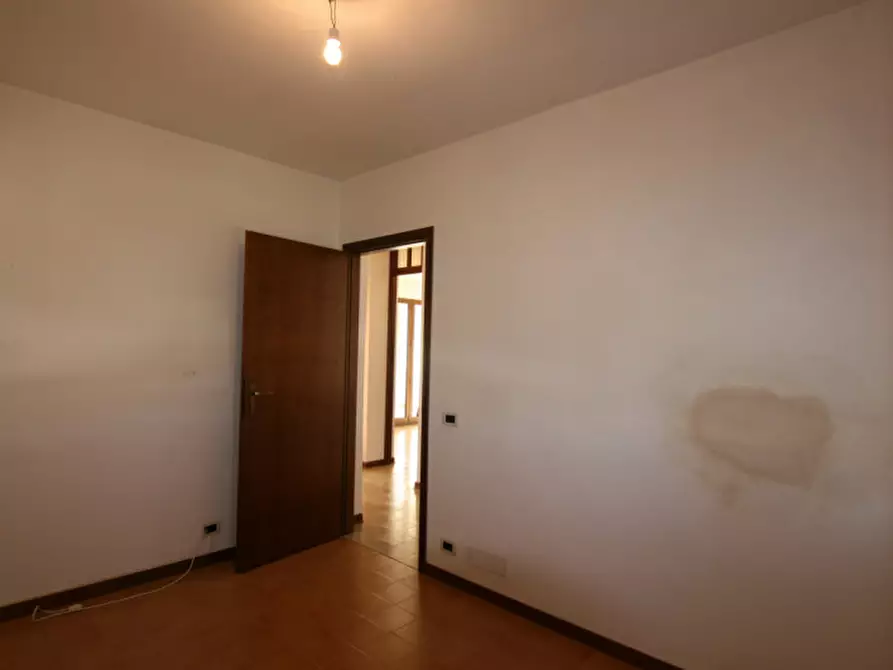 Immagine 10 di Appartamento in vendita  a Montepulciano