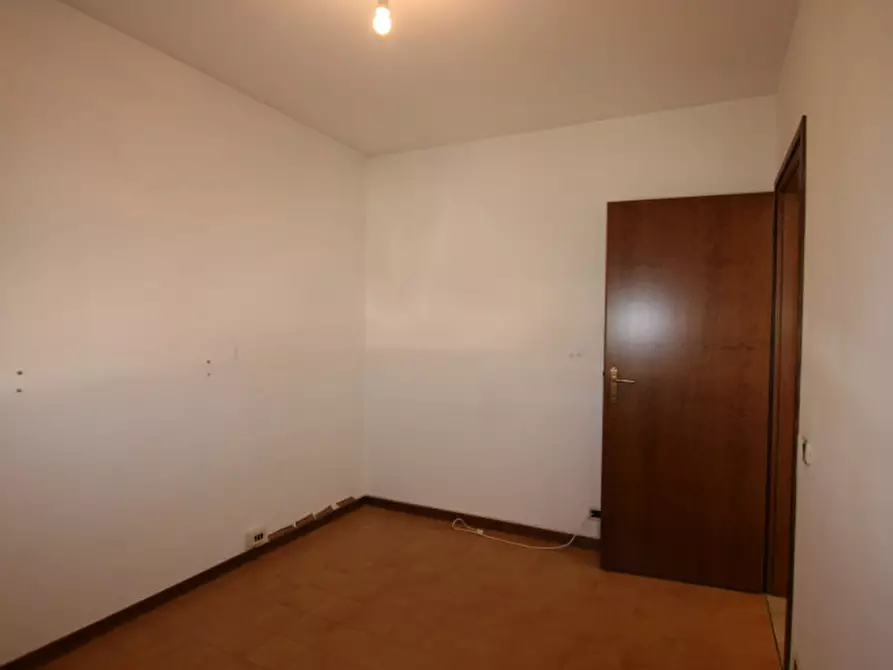 Immagine 11 di Appartamento in vendita  a Montepulciano