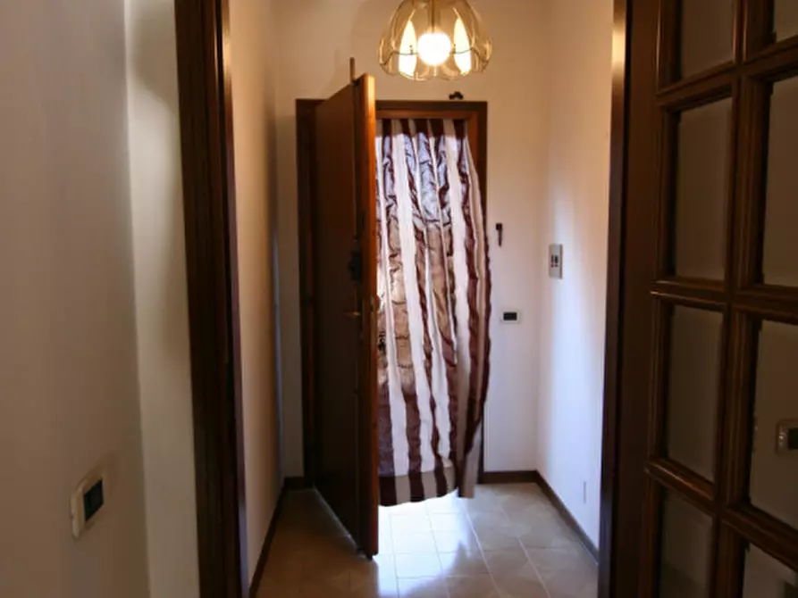 Immagine 16 di Appartamento in vendita  a Montepulciano