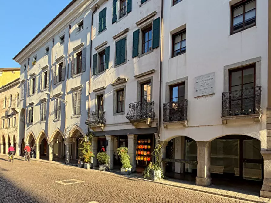Immagine 2 di Appartamento in vendita  in Via Vittorio Veneto 28 a Udine