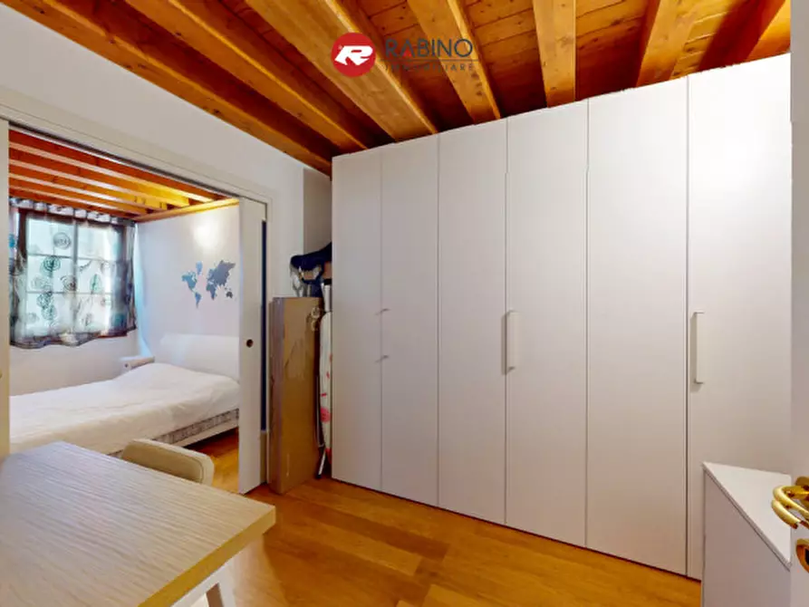 Immagine 12 di Appartamento in vendita  in Via Vittorio Veneto 28 a Udine