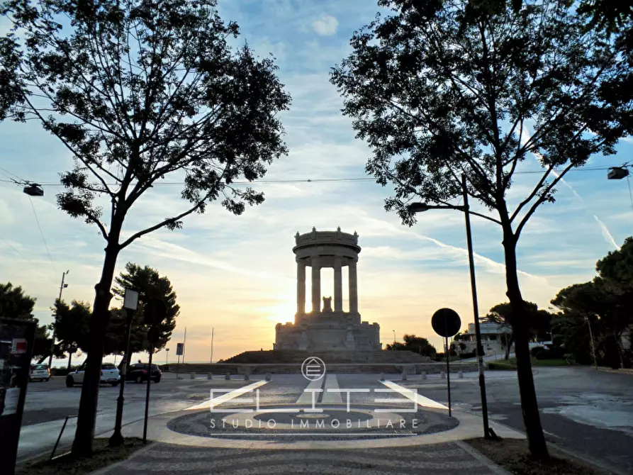 Immagine 1 di Appartamento in vendita  in VIALE DELLA VITTORIA a Ancona