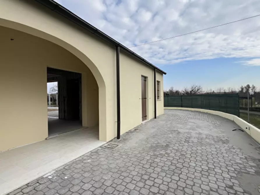 Immagine 3 di Casa bifamiliare in vendita  in Via San Pio X a Ponte San Nicolò