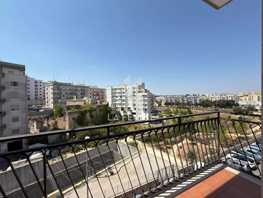 Immagine 23 di Appartamento in vendita  in Via TRENTO 163 a Martina Franca