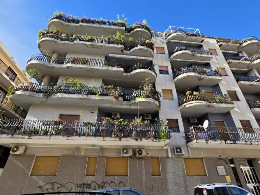 Immagine 15 di Appartamento in vendita  in Via Generale Francesco Del Buono,21 a Milazzo