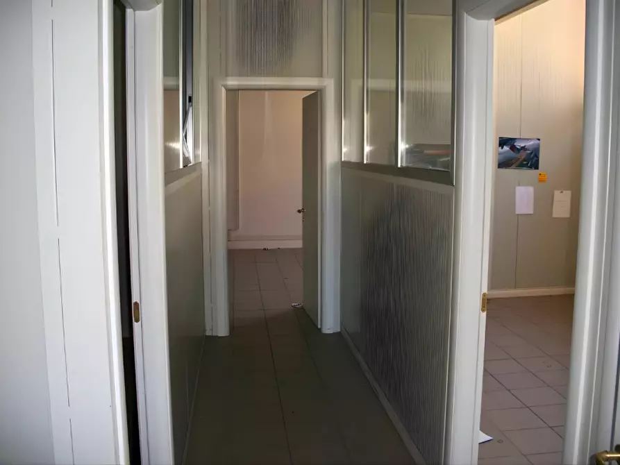 Immagine 7 di Laboratorio in affitto  in VIALE DEL LAVORO a Vicenza