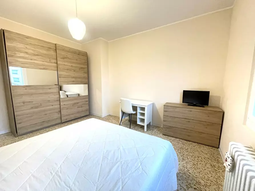 Immagine 3 di Camera in affitto  in Via Girolamo Dosi a Carpi