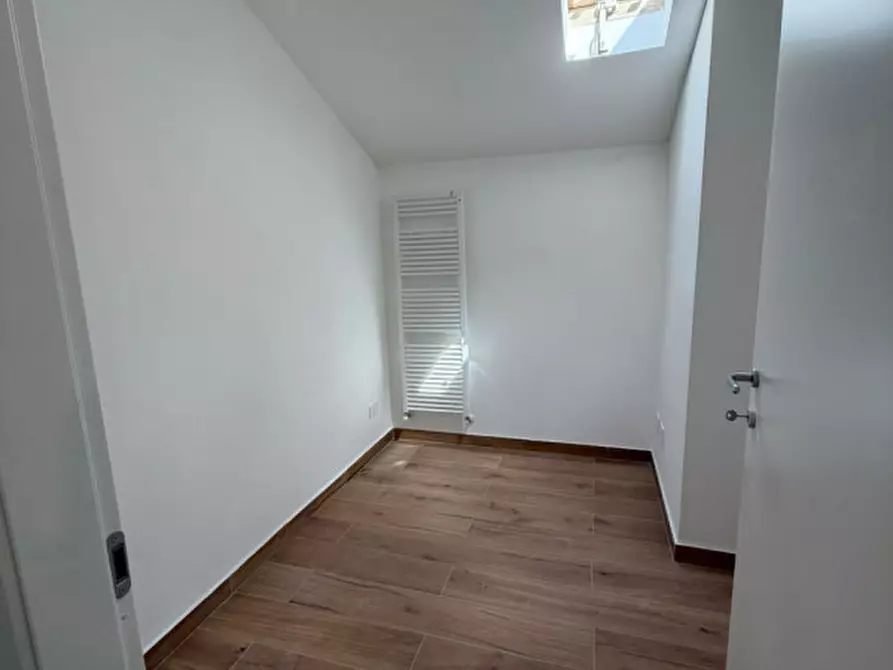 Immagine 8 di Appartamento in vendita  in Via La Spezia a Parma