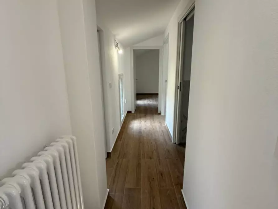 Immagine 12 di Appartamento in vendita  in Via La Spezia a Parma