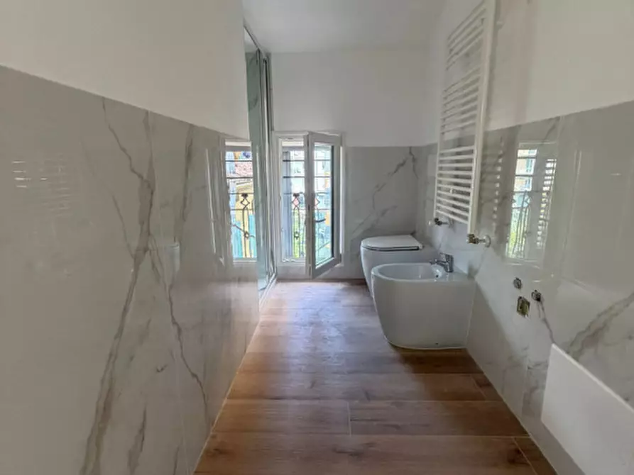 Immagine 13 di Appartamento in vendita  in Via La Spezia a Parma