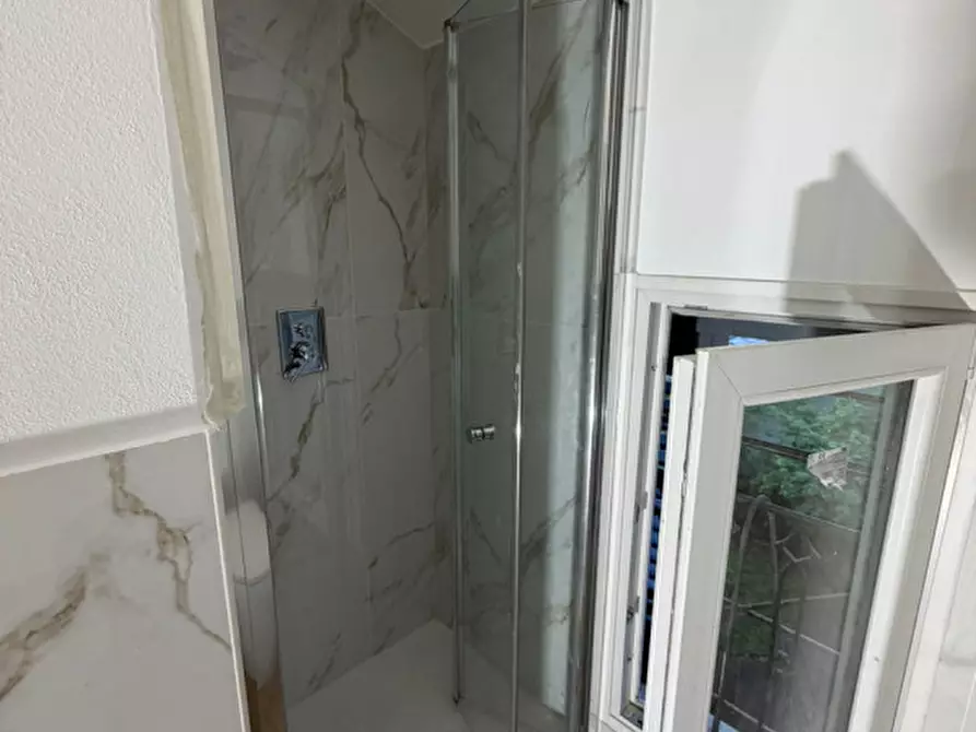 Immagine 16 di Appartamento in vendita  in Via La Spezia a Parma