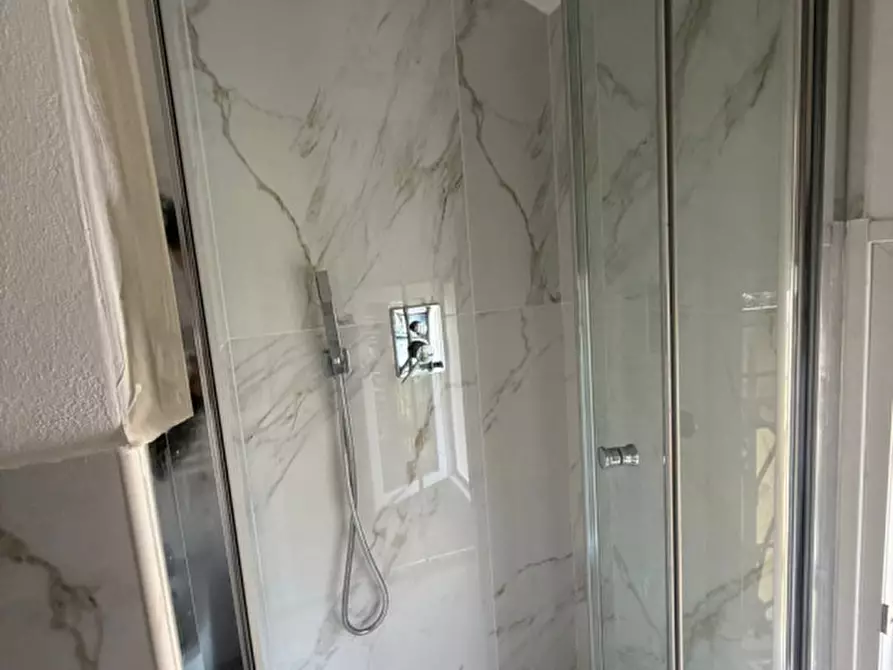 Immagine 17 di Appartamento in vendita  in Via La Spezia a Parma