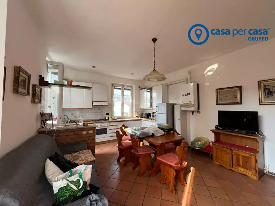 Immagine 2 di Appartamento in vendita  in Via Pasquale Miglioretti, 17 a Ostiglia