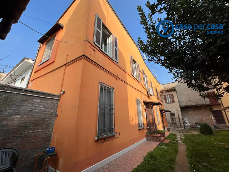 Immagine 14 di Appartamento in vendita  in Via Pasquale Miglioretti, 17 a Ostiglia