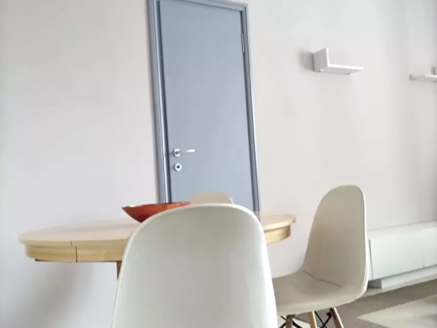 Immagine 2 di Appartamento in vendita  in via massarenti 48 a Bologna