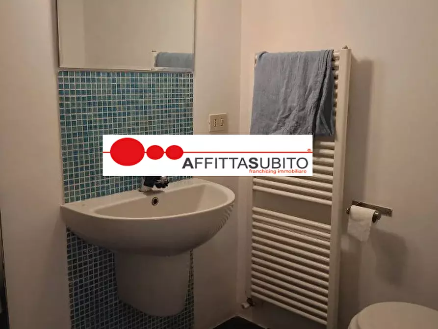 Immagine 13 di Appartamento in affitto  in Via Giacomo Piscicelli, 75 a Napoli