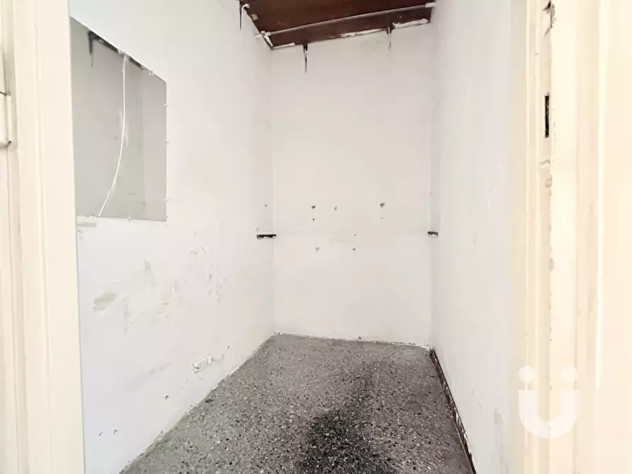 Immagine 13 di Appartamento in vendita  in Via Satrico a Roma