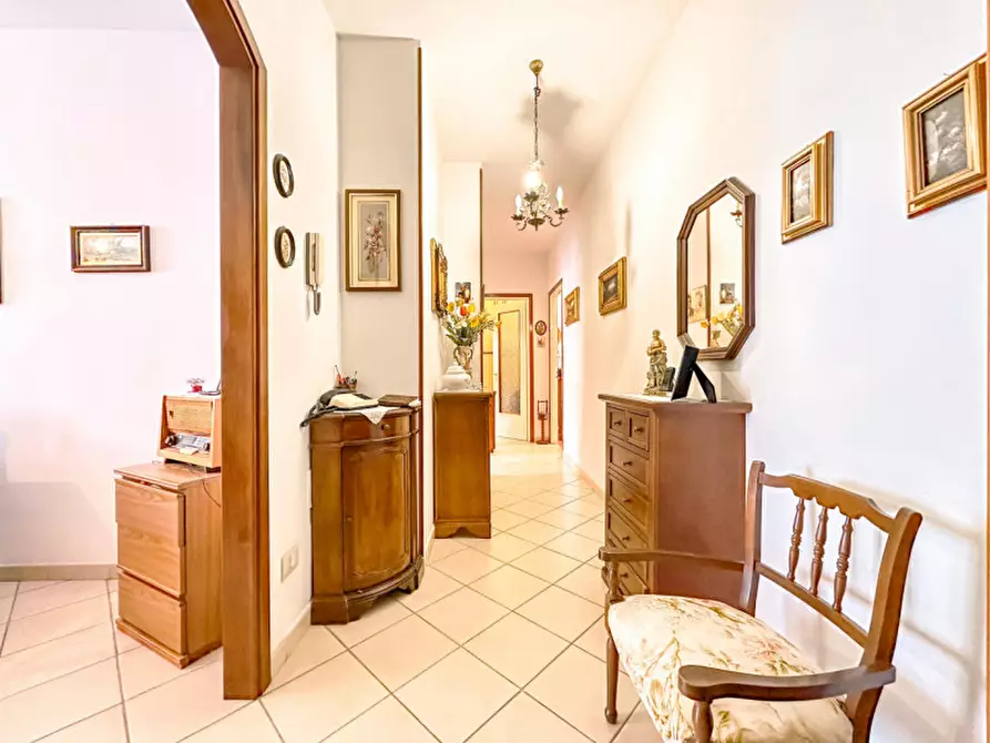 Immagine 1 di Appartamento in vendita  in Viale Vittorio Veneto 64 a Borgosesia