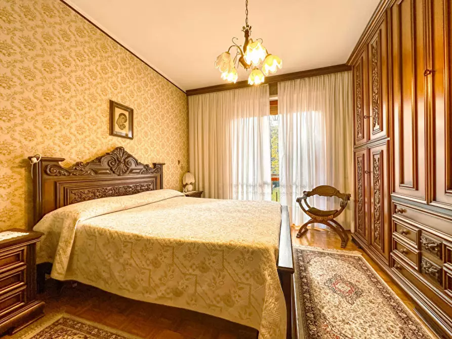 Immagine 10 di Appartamento in vendita  in Viale Vittorio Veneto 64 a Borgosesia