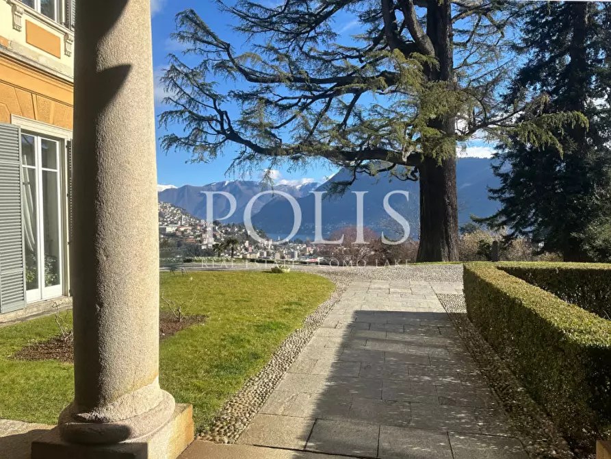 Immagine 5 di Appartamento in vendita  a Como