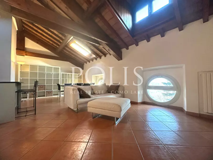 Immagine 7 di Appartamento in vendita  a Como