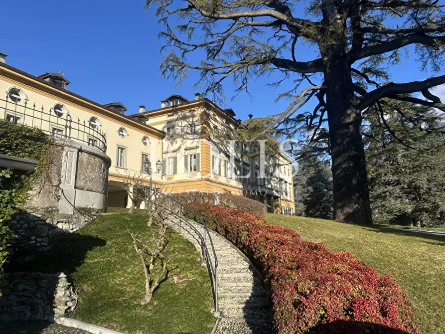 Immagine 28 di Appartamento in vendita  a Como