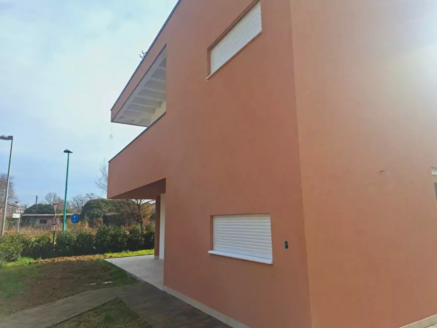 Immagine 6 di Casa bifamiliare in vendita  a Loreggia