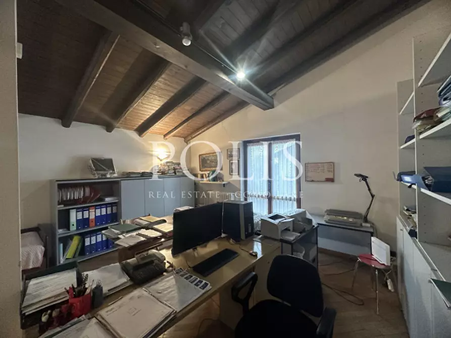 Immagine 35 di Villa in vendita  a Albavilla