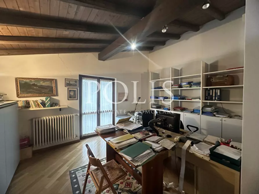 Immagine 36 di Villa in vendita  a Albavilla