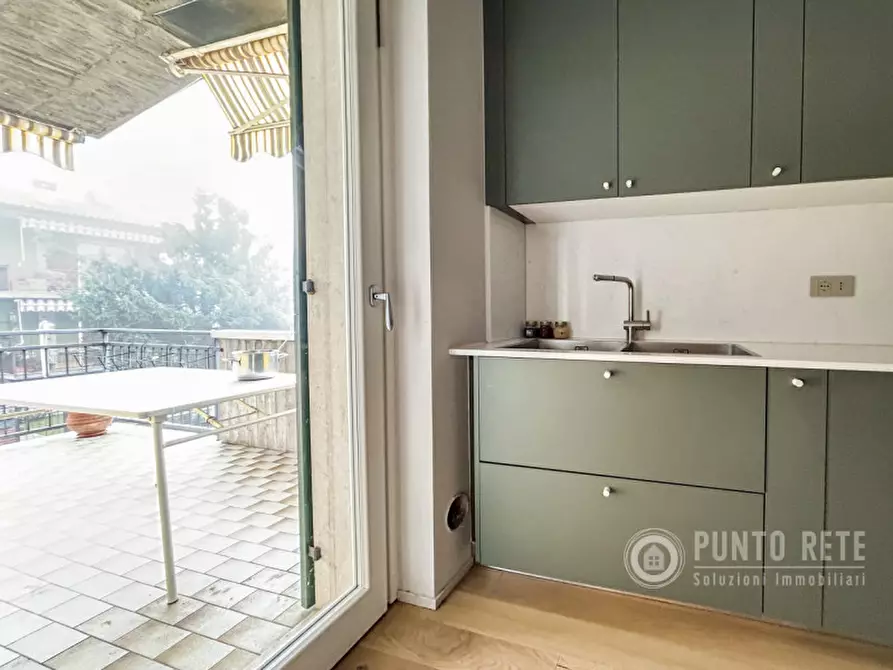 Immagine 4 di Appartamento in vendita  in Via Monte Grappa a San Pietro In Cariano