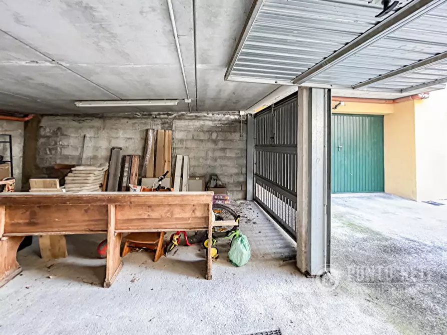 Immagine 37 di Appartamento in vendita  in Via Monte Grappa a San Pietro In Cariano