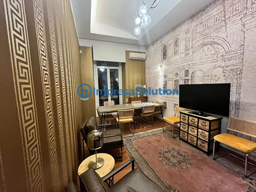 Immagine 8 di Ufficio in affitto  in Corso Umberto I a Napoli