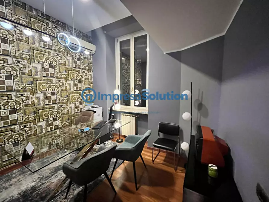 Immagine 10 di Ufficio in affitto  in Corso Umberto I a Napoli