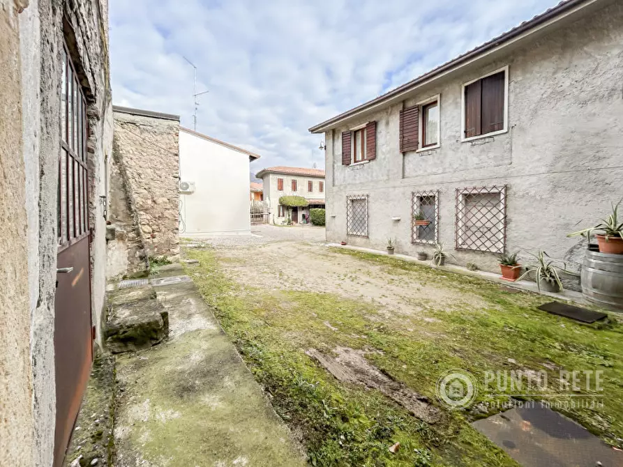 Immagine 1 di Rustico / casale in vendita  in Via Incisa a Fumane