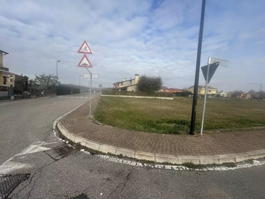 Immagine 7 di Terreno in vendita  in Via Monte Grappa, Albettone (VI) a Albettone