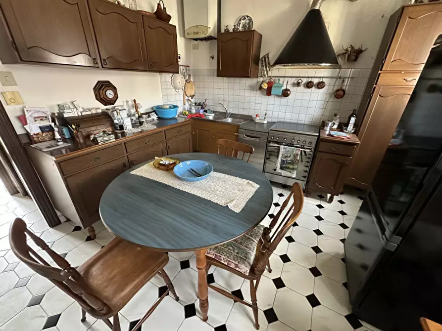 Immagine 3 di Appartamento in vendita  in Vicolo Bocchi a Adria