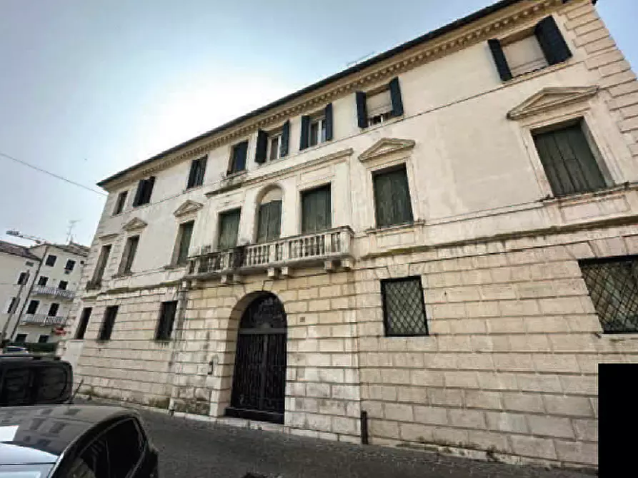 Immagine 2 di Appartamento in vendita  in Vicolo Avogari, 1 a Treviso