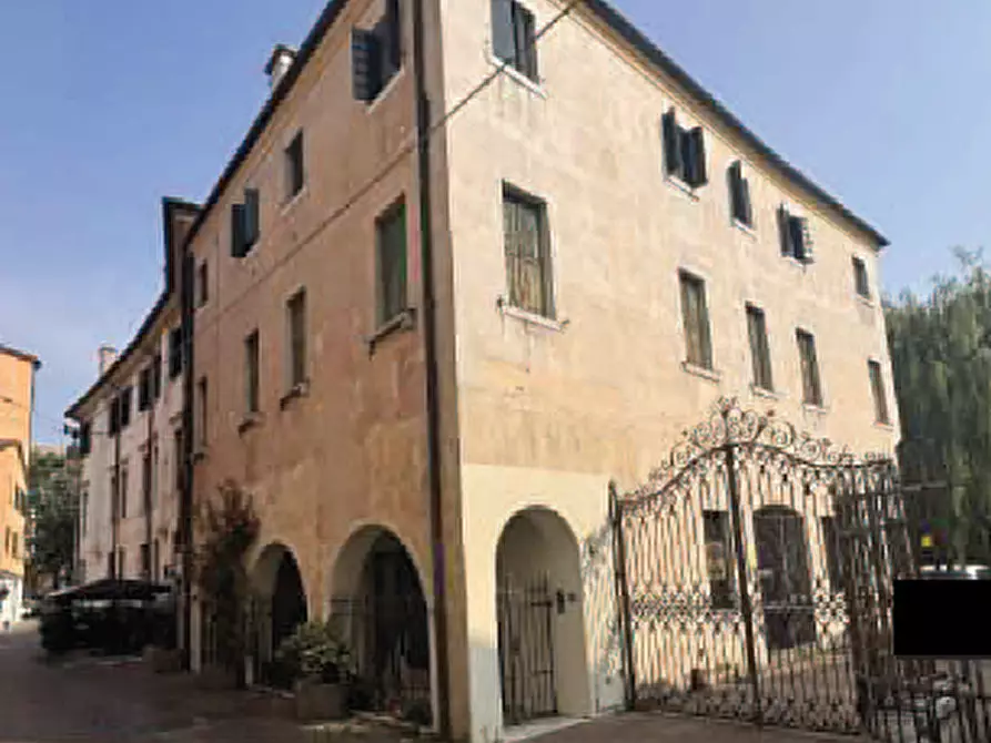 Immagine 4 di Appartamento in vendita  in Vicolo Avogari, 1 a Treviso