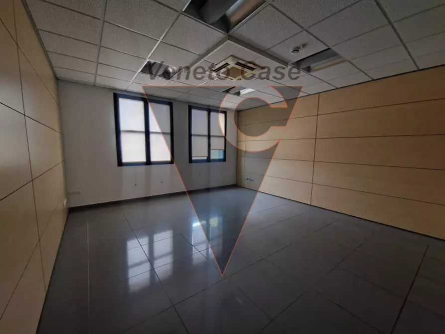 Immagine 5 di Ufficio in affitto  in Via delle Granze a Padova