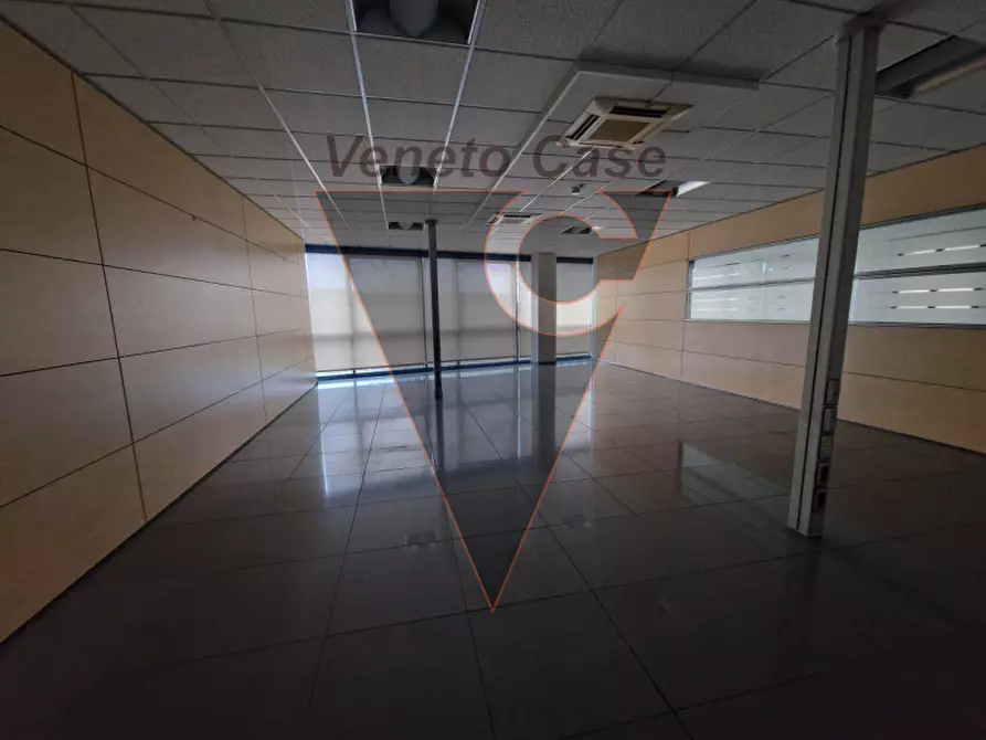 Immagine 7 di Ufficio in affitto  in Via delle Granze a Padova